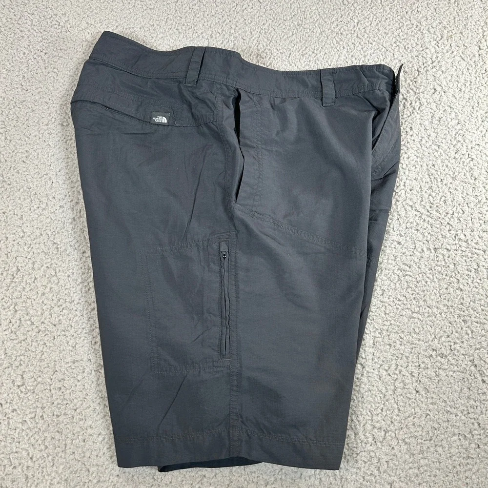 The North Face Mens Size 36 Gray Cargo Shorts Outdoor Hiking Quick Dry‎